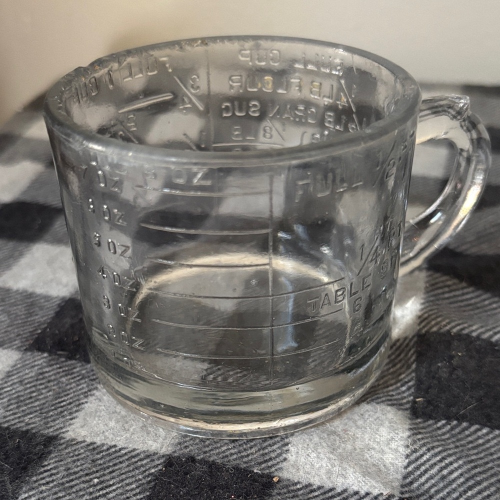 Vintage Clear Glass Measuring Cup